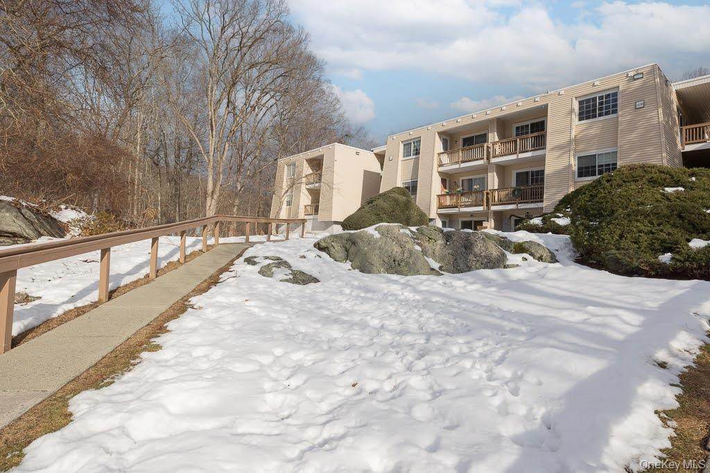 529 Fox Run Lane - Photo 1