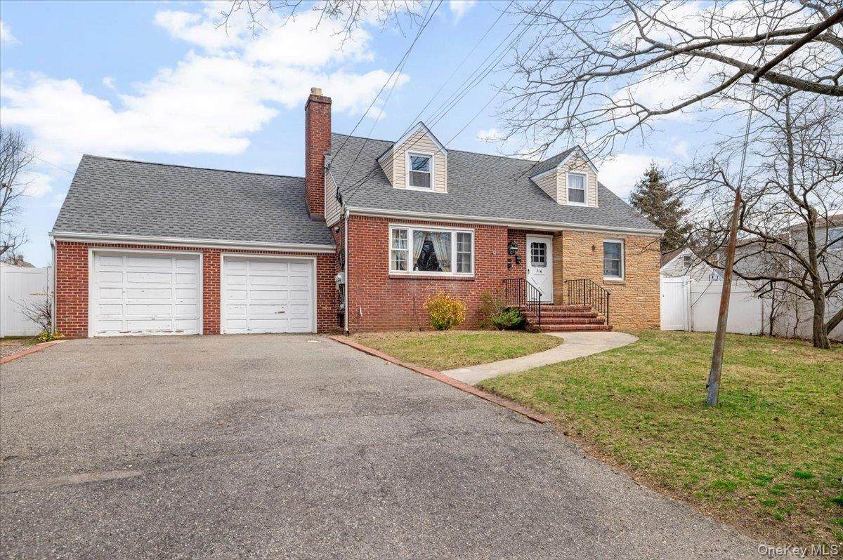 316 3rd Street - Photo 1