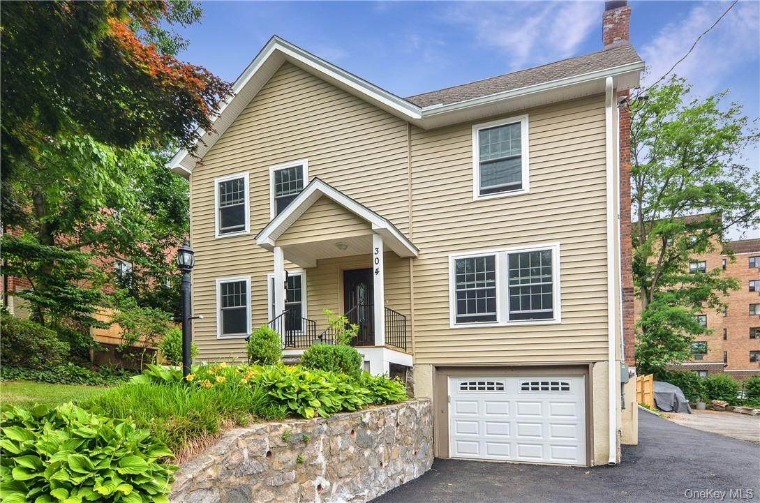 304 Battle Avenue - Photo 1