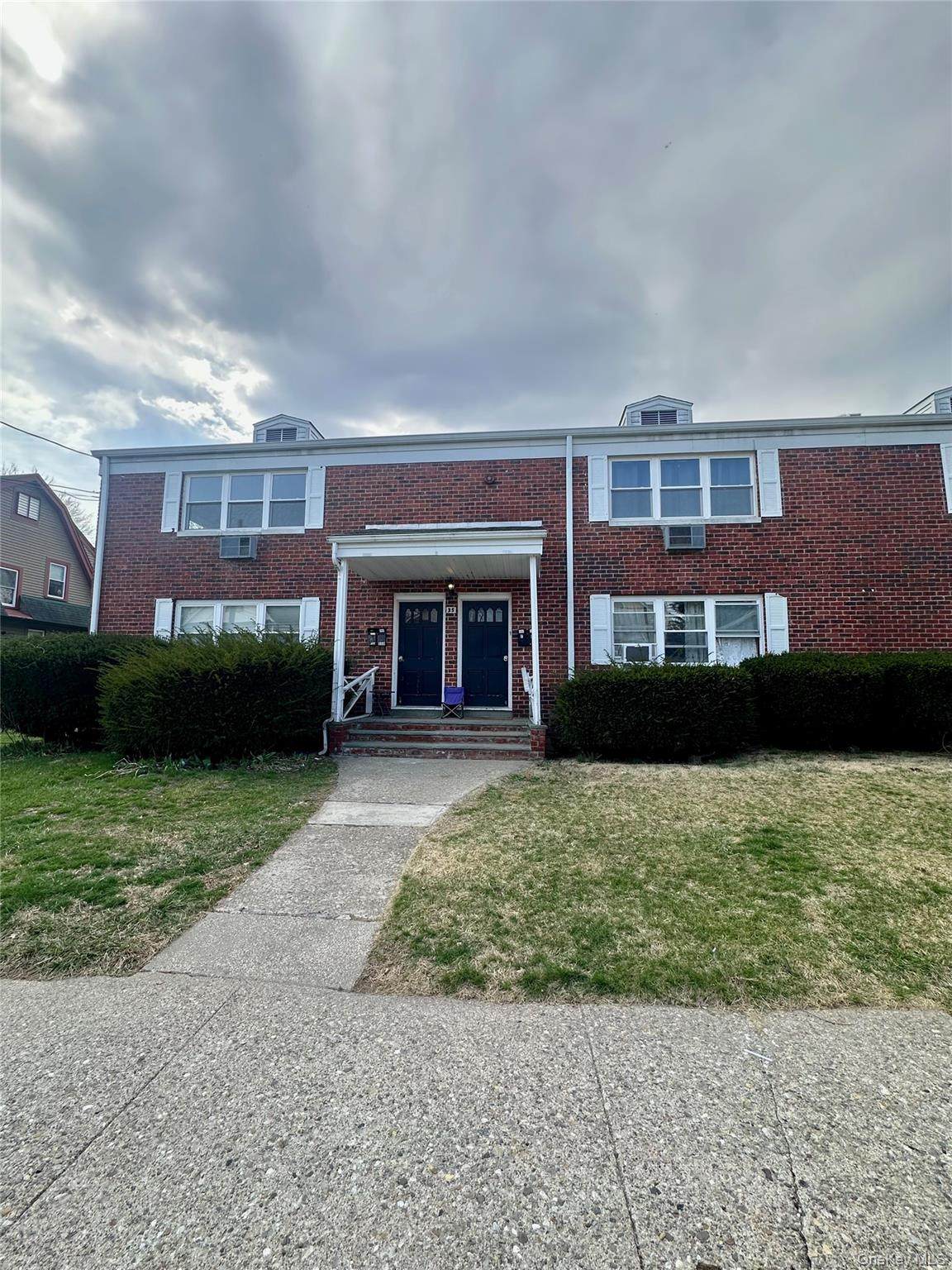 35 Prairie Avenue - Photo 1