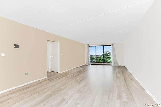 1155 Warburton Avenue - Photo 1