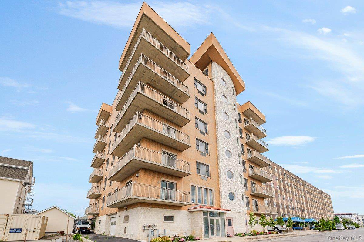 661 Broadway - Photo 1