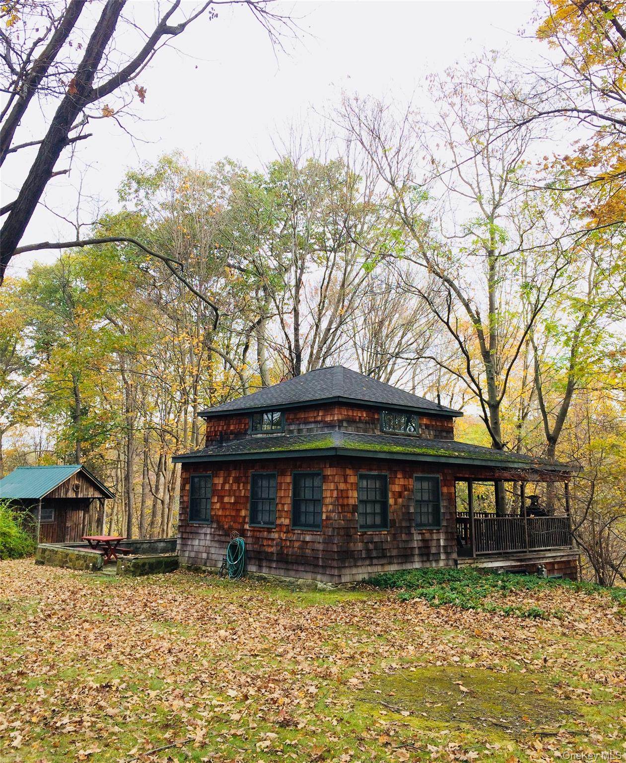 186 Taylor Road - Photo 1