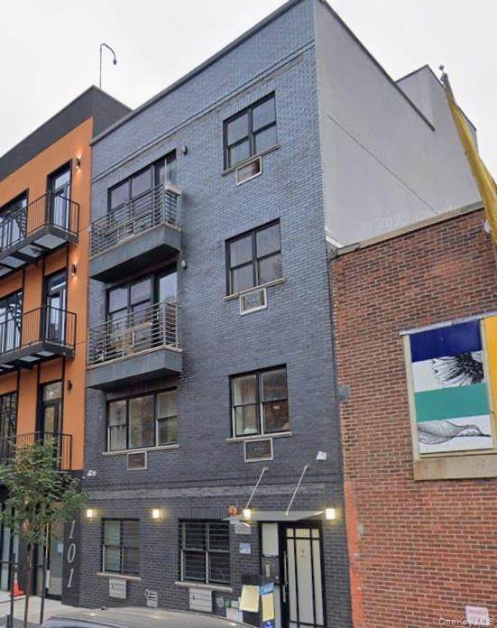 103 Varet Street - Photo 1