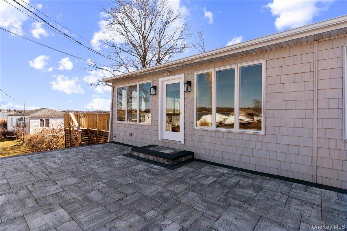 73 Tiana Road - Photo 1