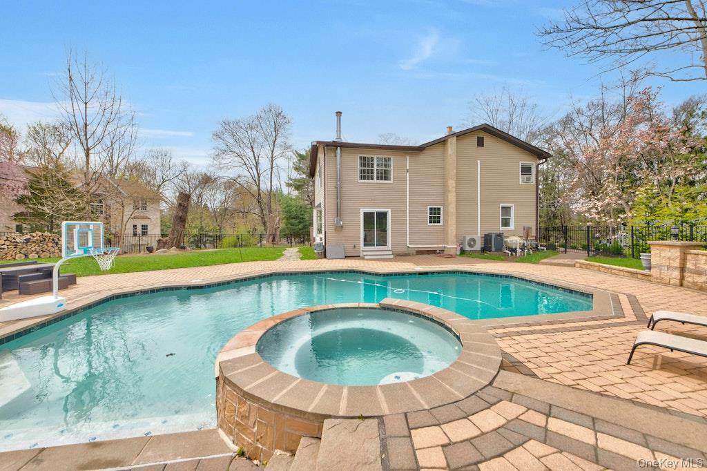 75 Airmont Road - Photo 1