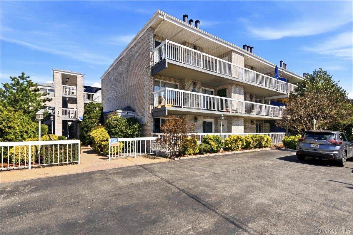540 Ellsworth Avenue - Photo 1