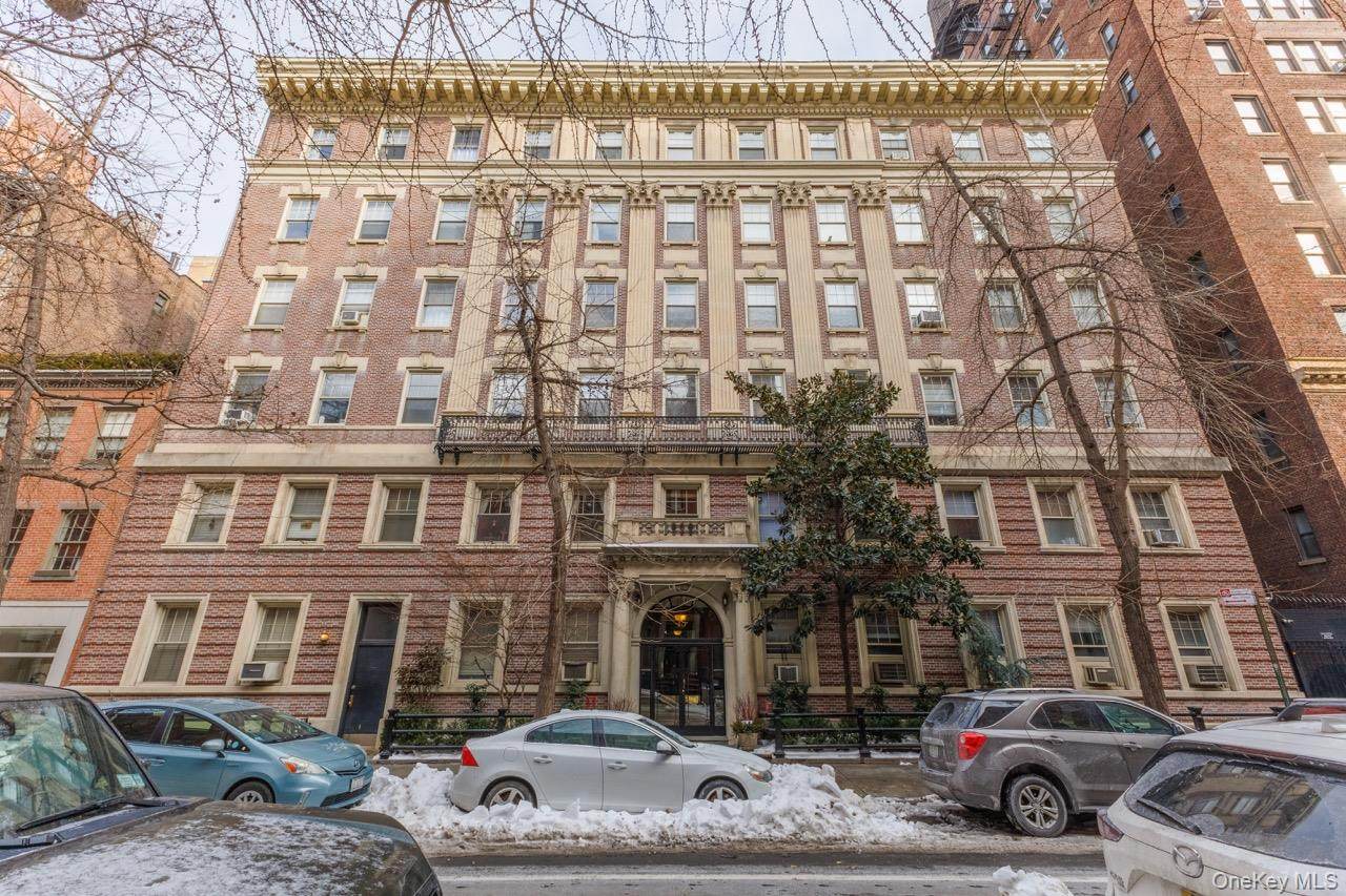 15 10th Street - Photo 1