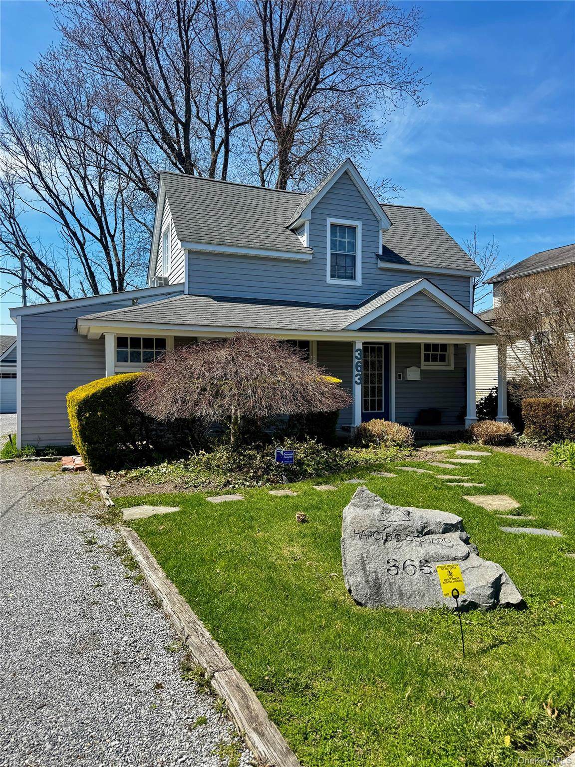 363 Wellwood Avenue - Photo 1
