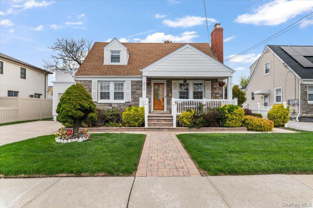 2915 Tulip Avenue - Photo 1
