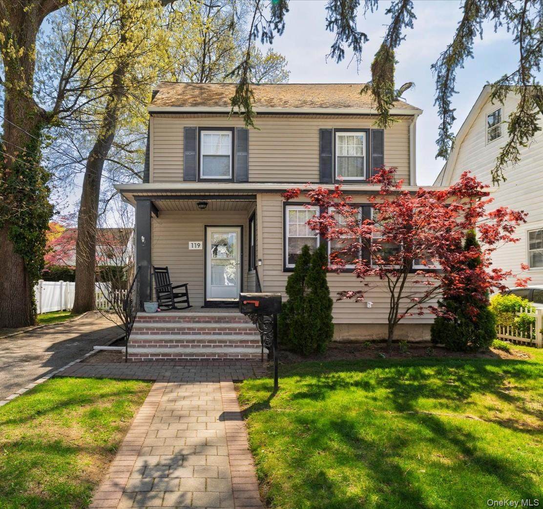 119 Nassau Avenue - Photo 1