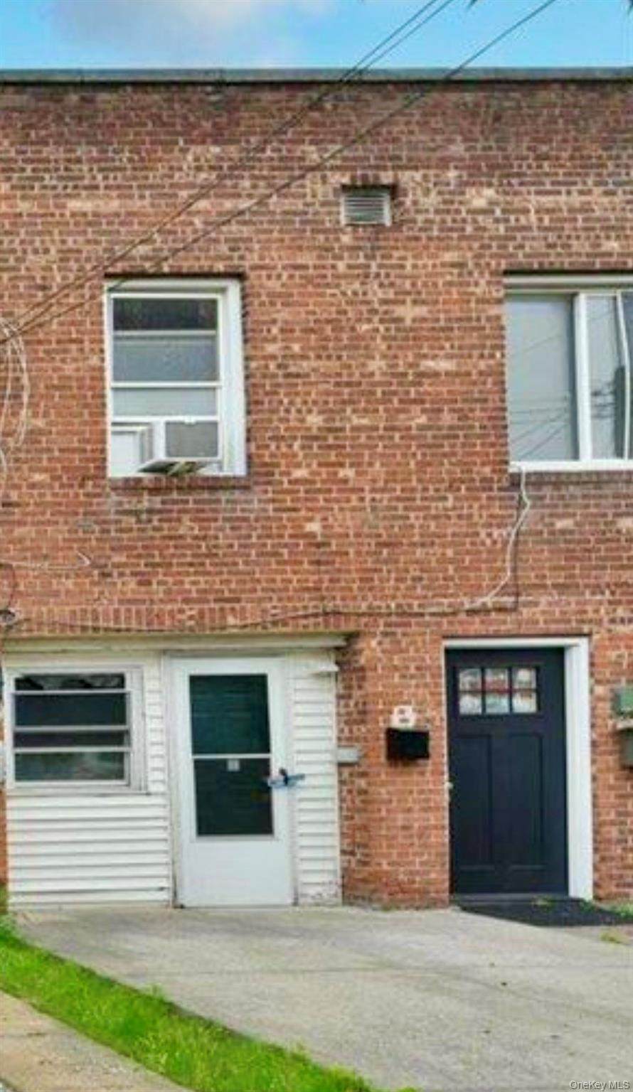 10237 187th Street - Photo 1