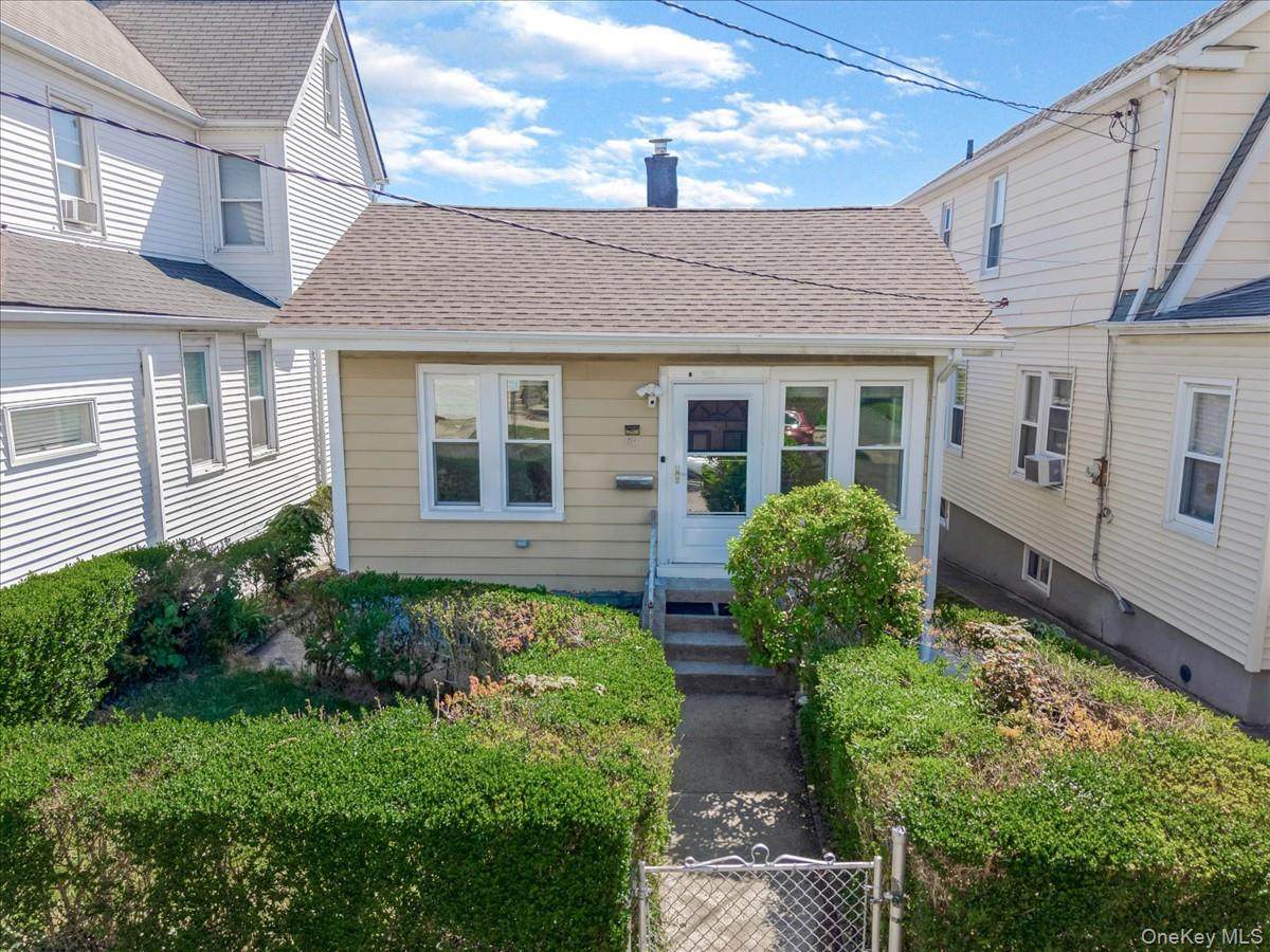 68 Alexander Avenue - Photo 1