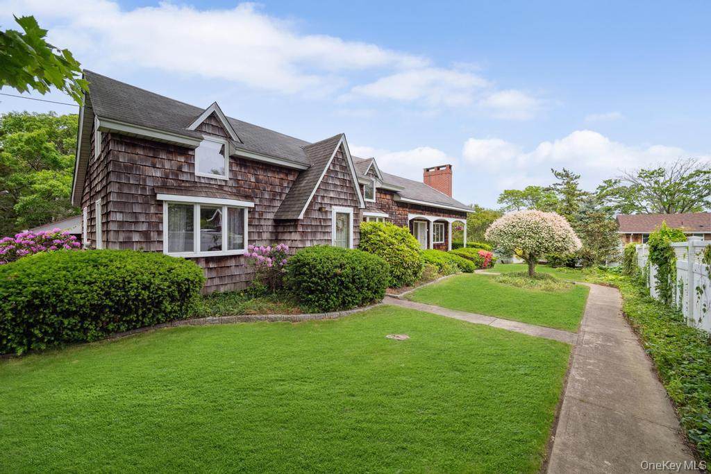 9 Lakeland Avenue - Photo 1