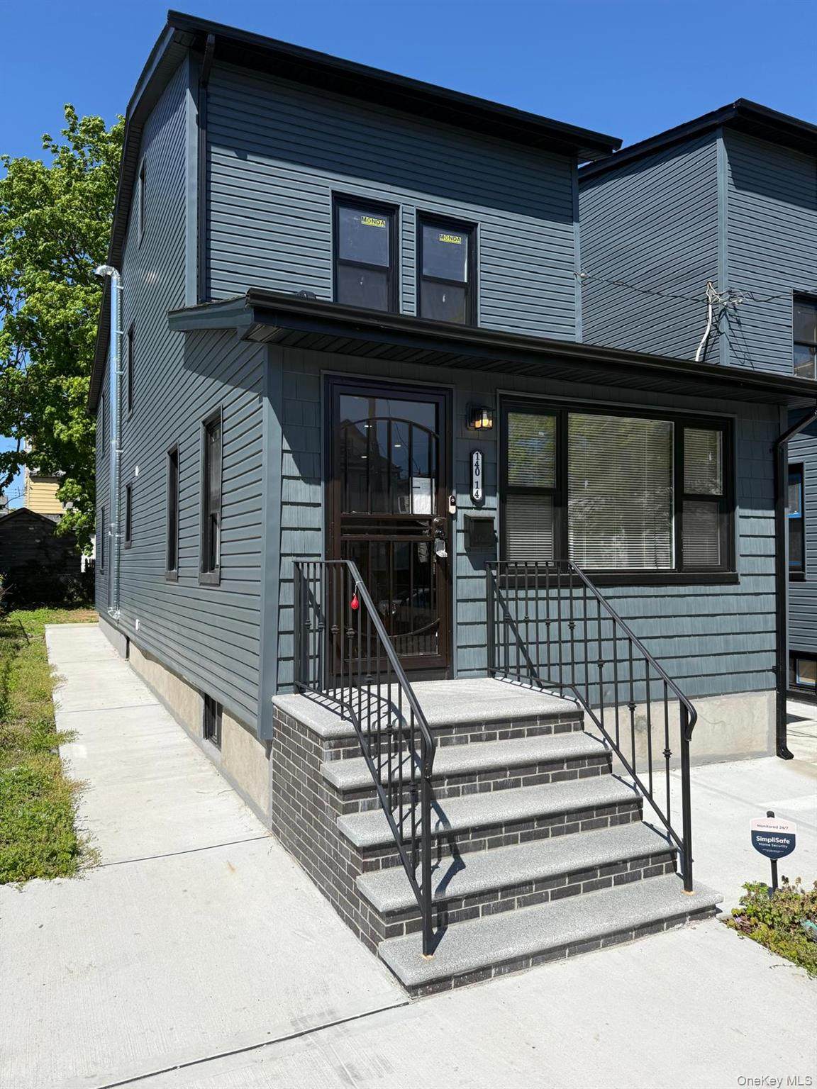 14014 174th Street - Photo 1