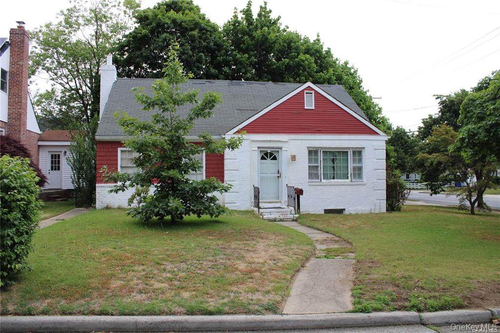 361 Walton Street - Photo 1