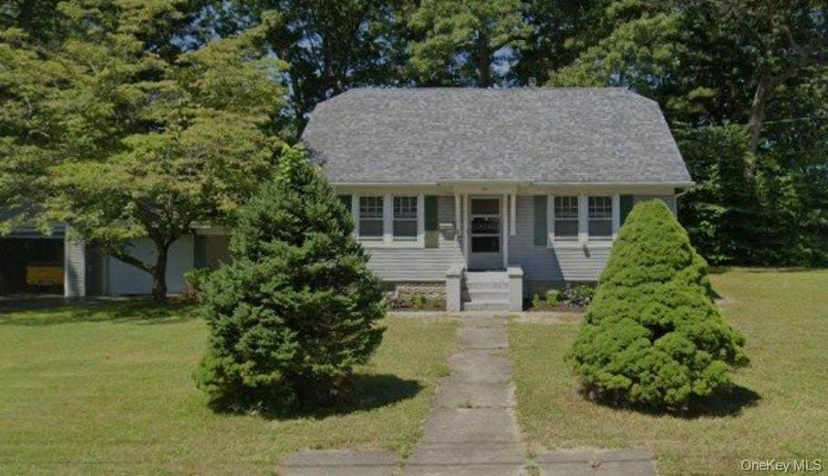 20 Gatelot Avenue - Photo 1