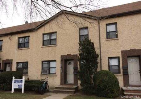 25610 Hillside Avenue - Photo 1