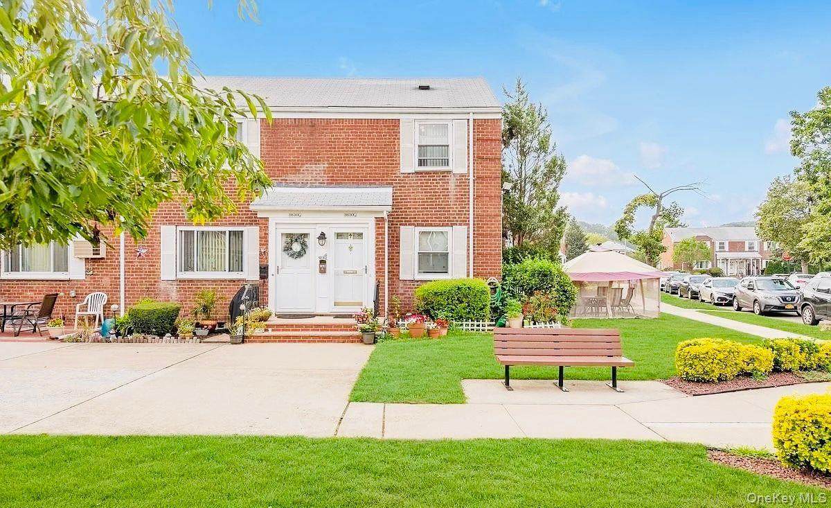 245-24 77 Crescent - Photo 1