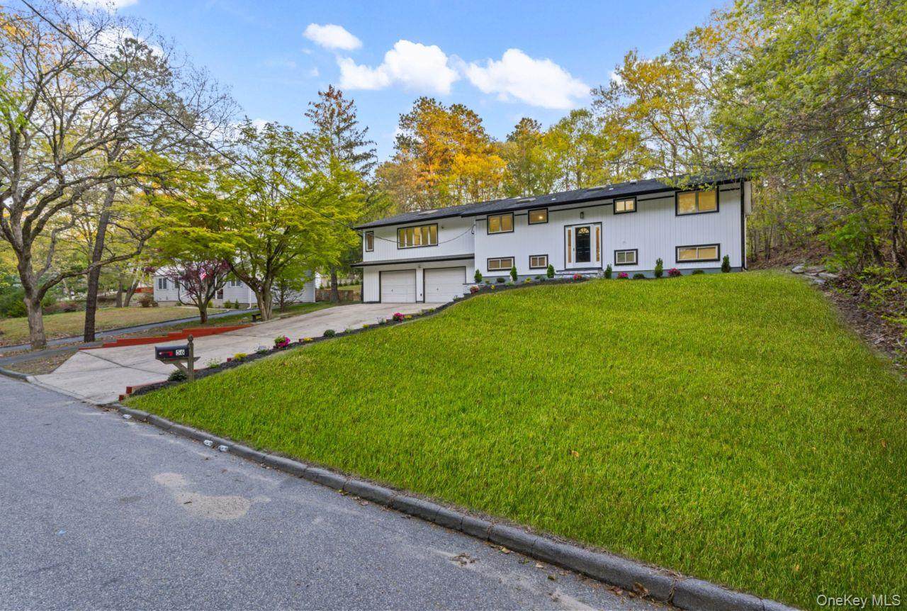 56 Mcarthur Lane - Photo 1