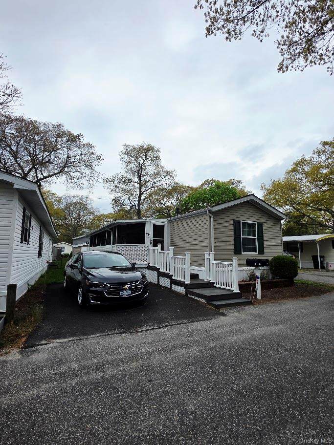 37 Hubbard Avenue - Photo 1