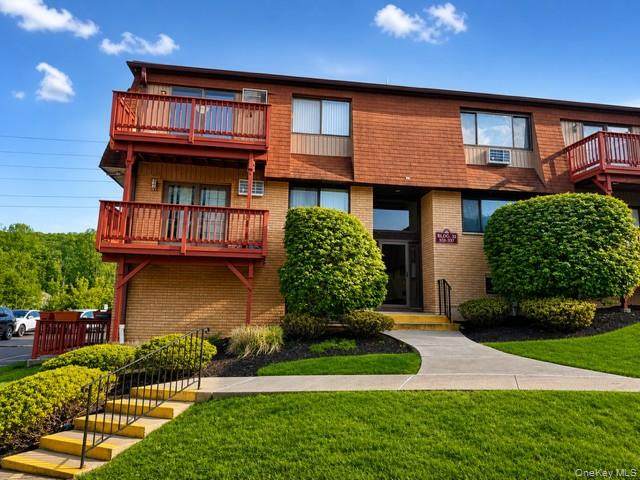 332 Richard Court - Photo 1