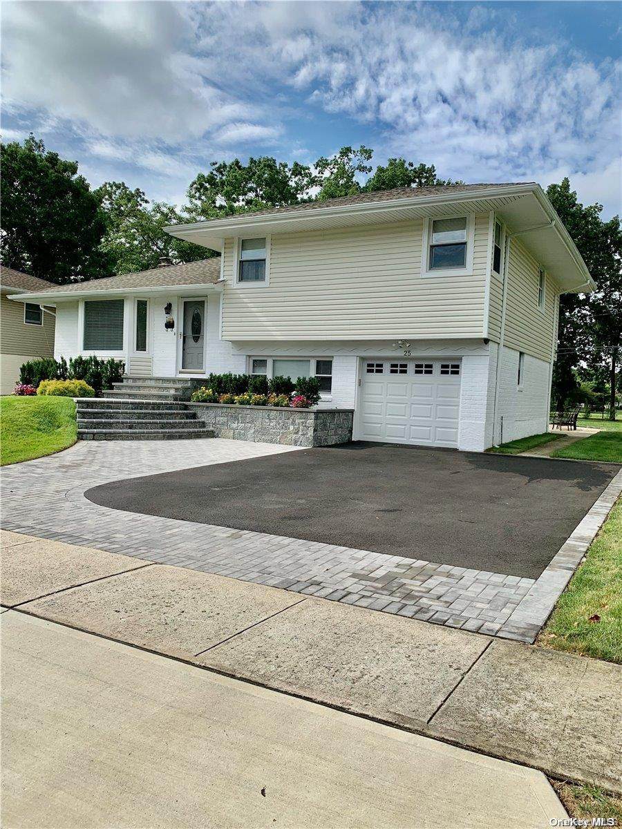 25 Mellow Lane - Photo 1