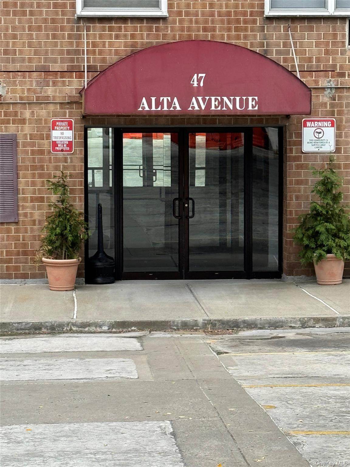 47 Alta - Photo 1