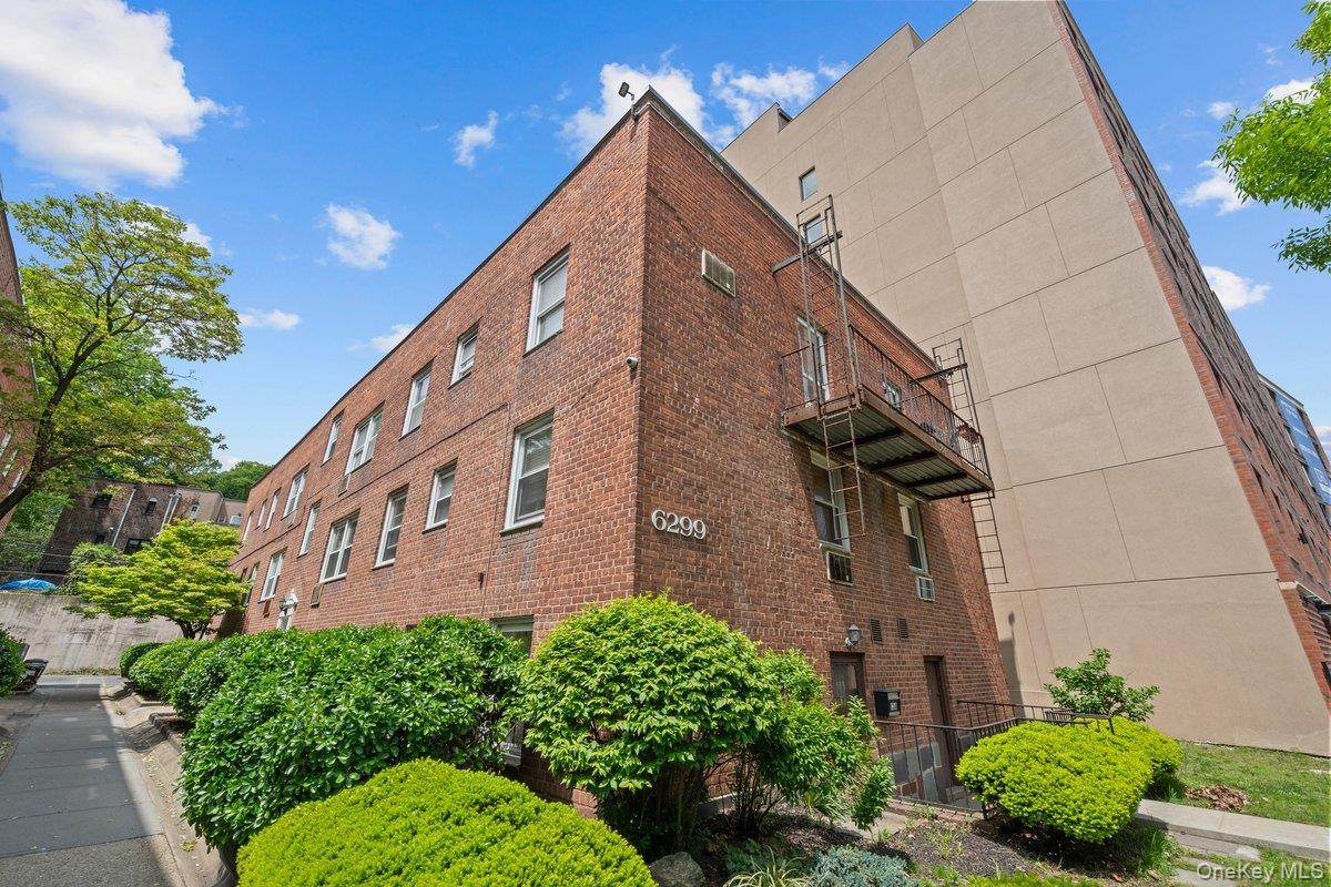 6299 Broadway - Photo 1