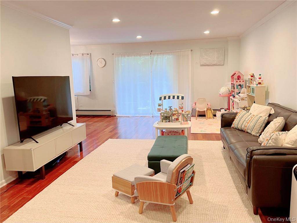 500 Central Park Avenue - Photo 1