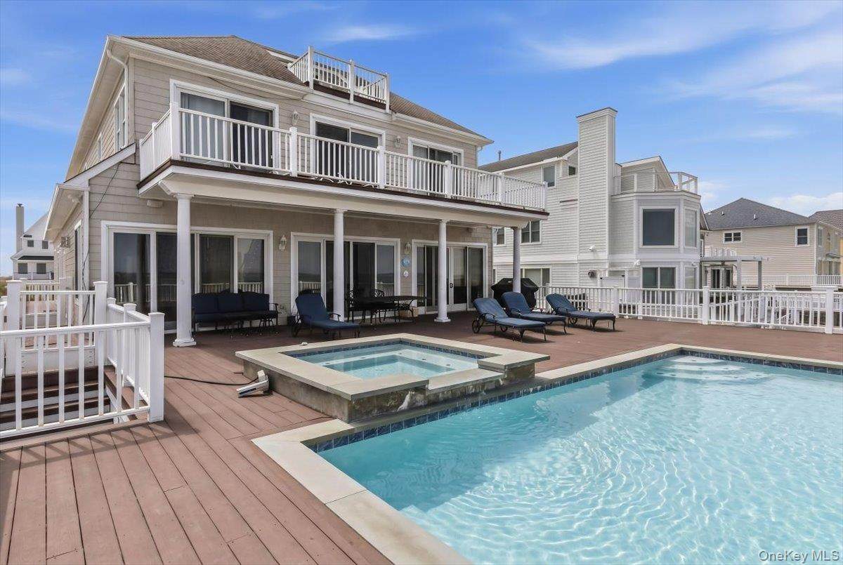 672 Dune Road - Photo 1