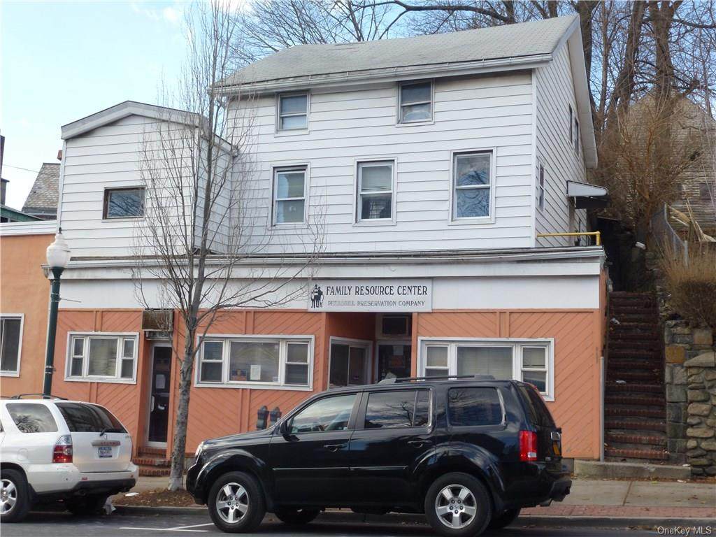 158 Division Street - Photo 1