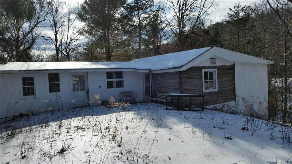 24 Bungalow - Photo 1