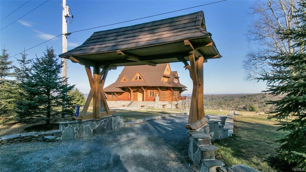 114 Wood Oak Drive - Photo 1