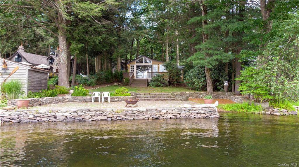 273 Shore Drive - Photo 1