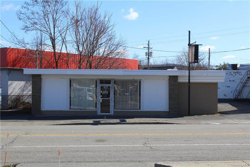 417 Windsor Highway - Photo 1