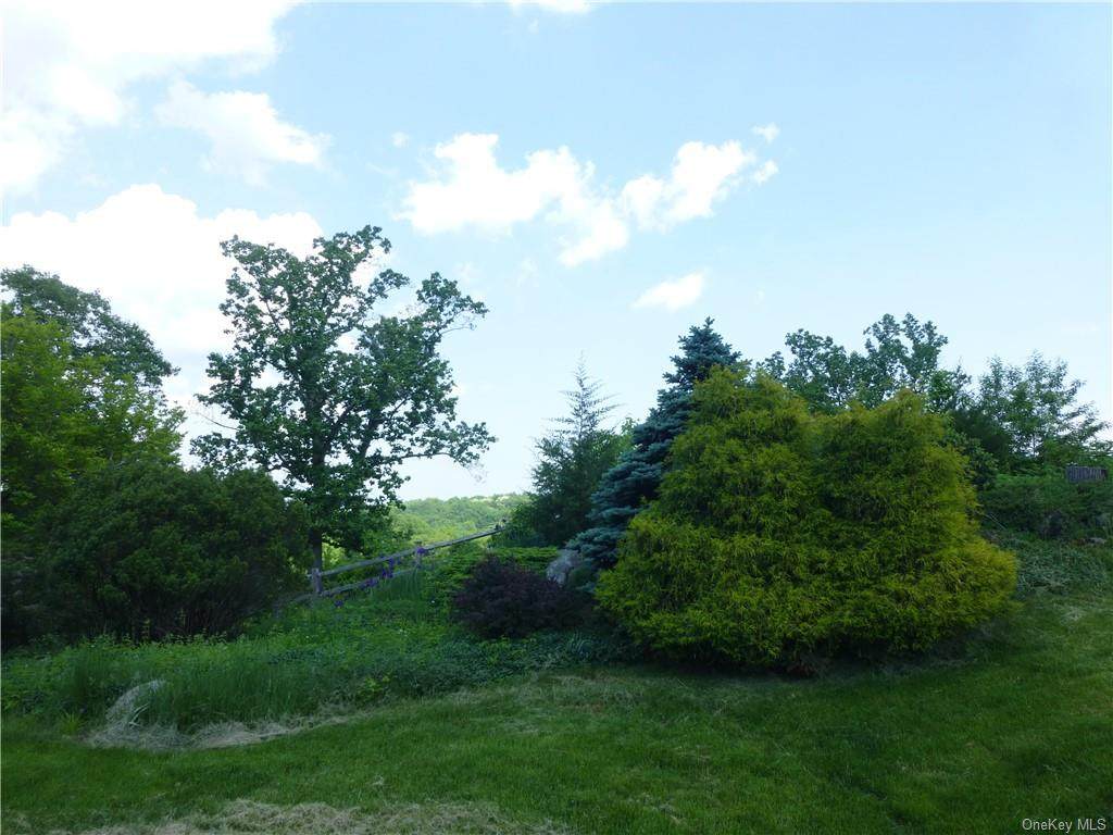 16 Carey Drive - Photo 1