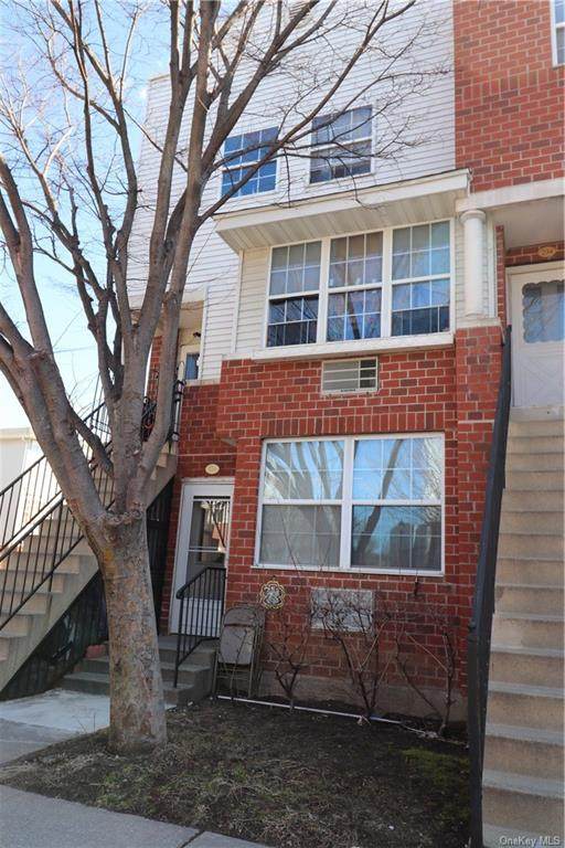 236 Sunset Boulevard - Photo 1