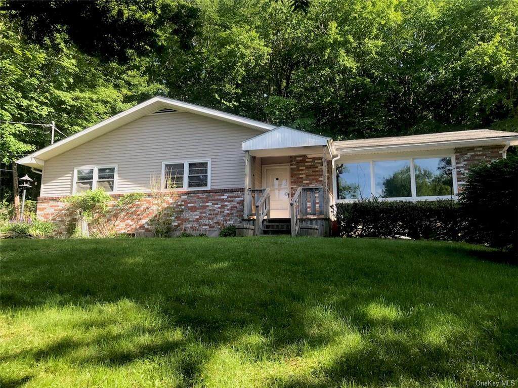1418 Briscoe Road - Photo 1