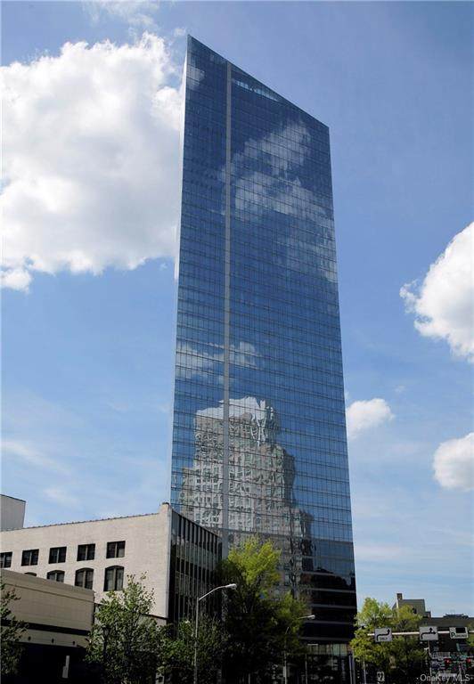 5 Renaissance Square - Photo 1