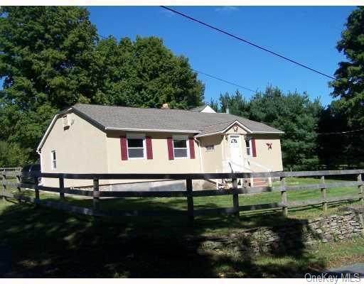 381 Oak Ridge Road - Photo 1