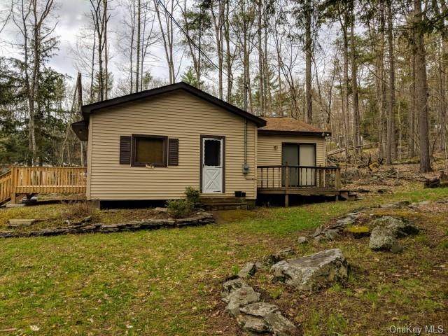 606 Lake Shore Lane - Photo 1