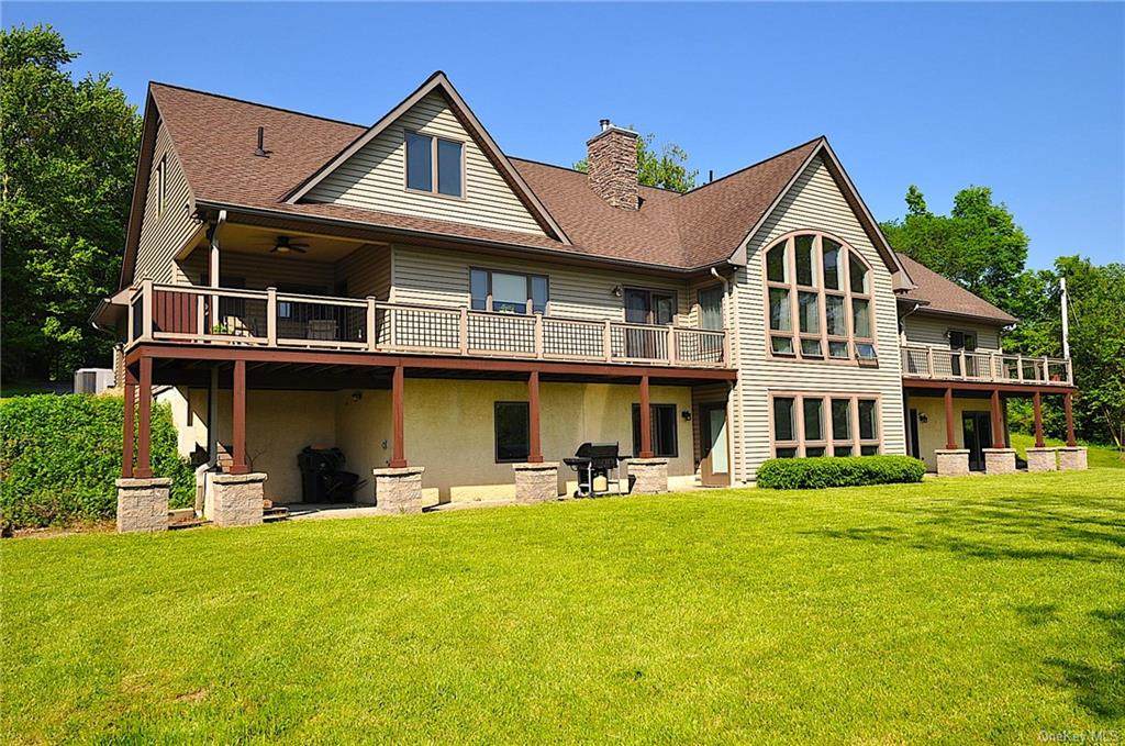 8 Keith Lane - Photo 1
