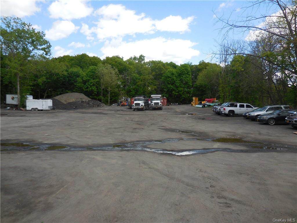 227 Union Avenue - Photo 1