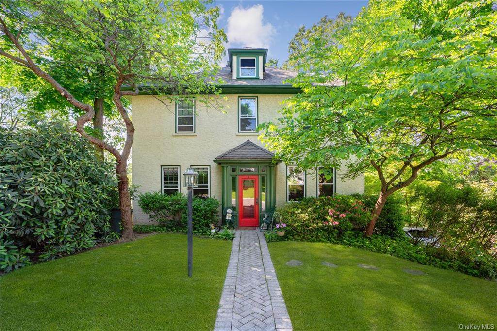 8 Johnson Place - Photo 1