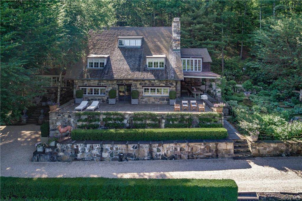 315 Crow Hill Road - Photo 1