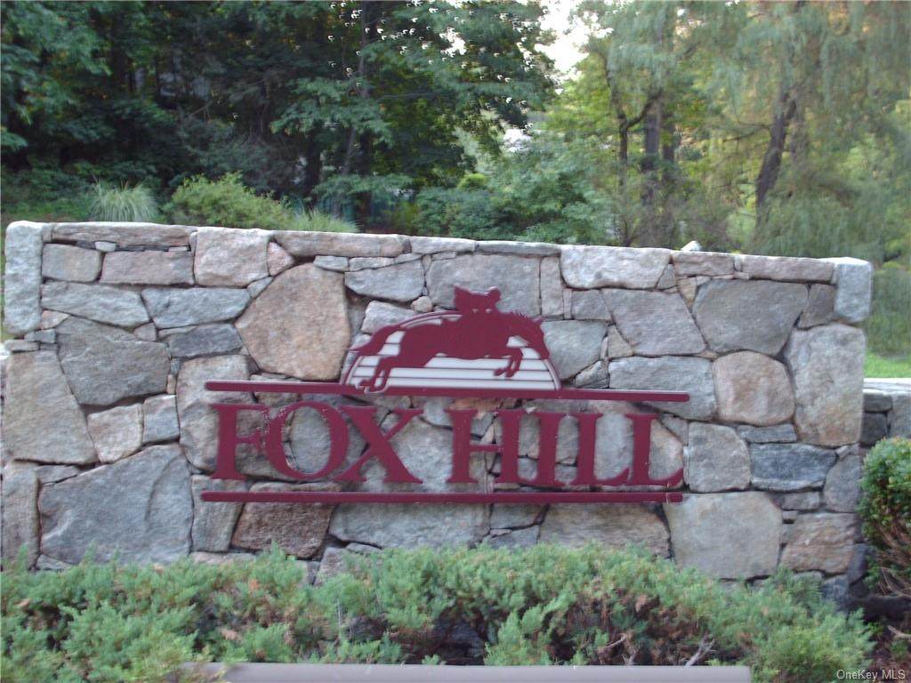 262 Horseshoe Circle - Photo 1