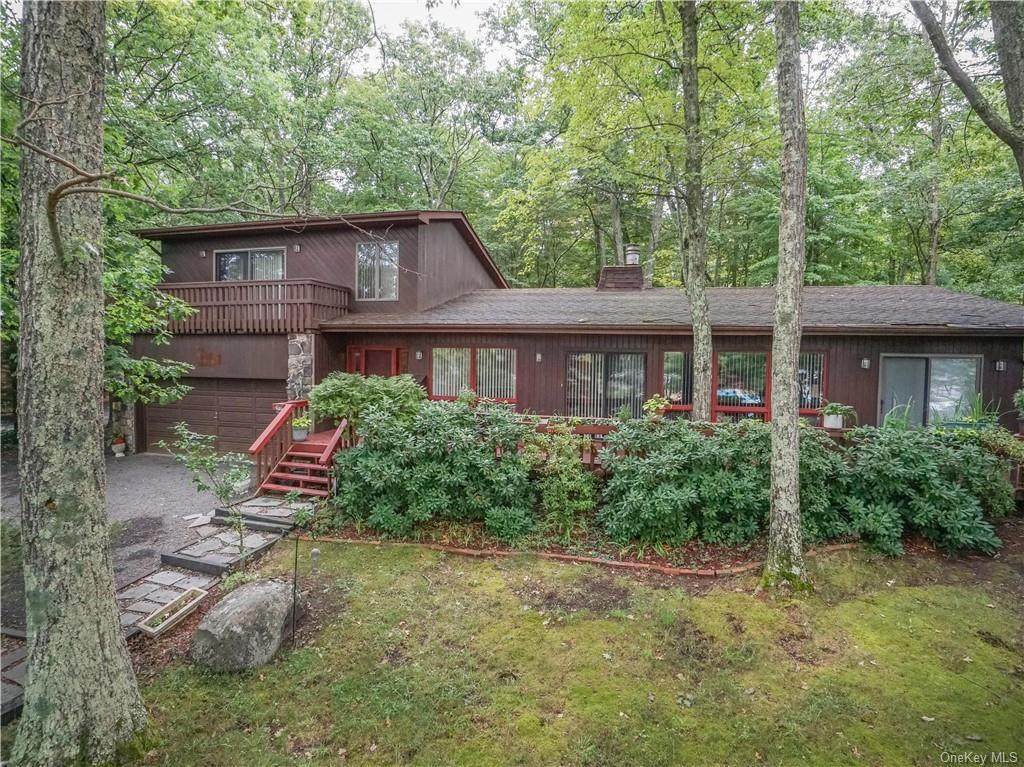 84 Lake Shore Drive - Photo 1