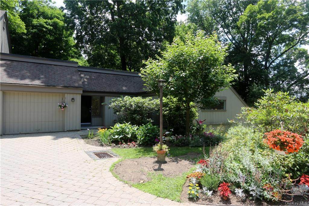 69 Heritage Hills - Photo 1