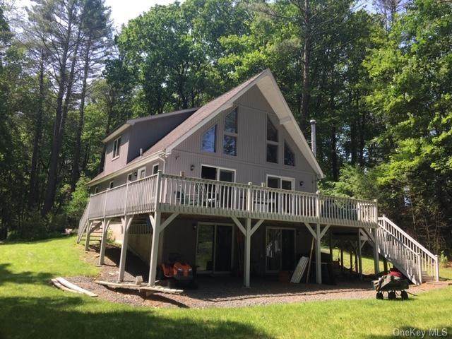 39 Martin Drive - Photo 1